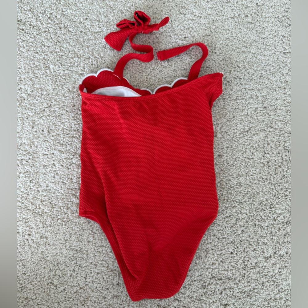 ❤️🤍 Janie and Jack Red and White Scalloped Rosette Halter Swimsuit, size 6, EUC - Picture 7 of 10